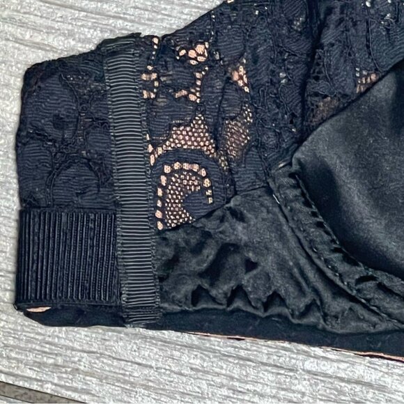 NWT $98 We Are HAH X Free People Bra 30-38D After Hours Black Lace Satin Push-up - Picture 9 of 14